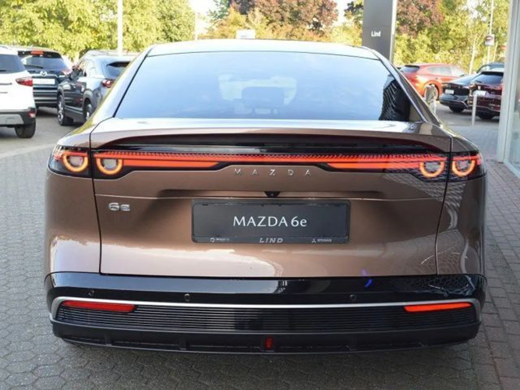 Mazda 6e