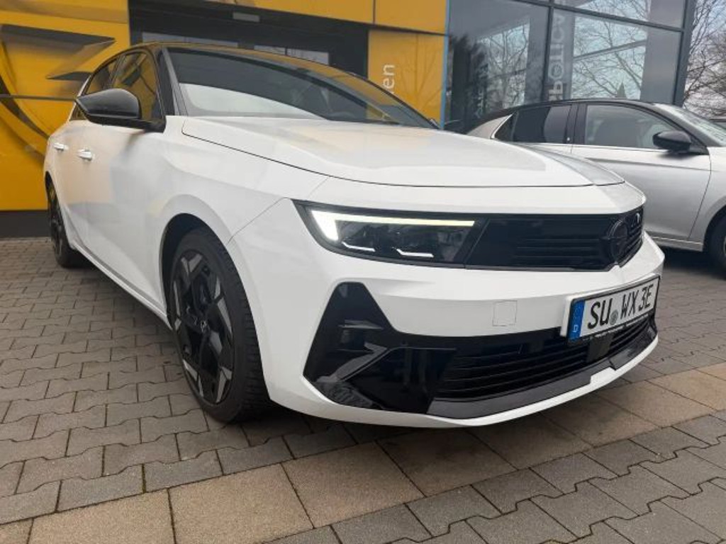 Opel Astra Innovation Hybrid GSe