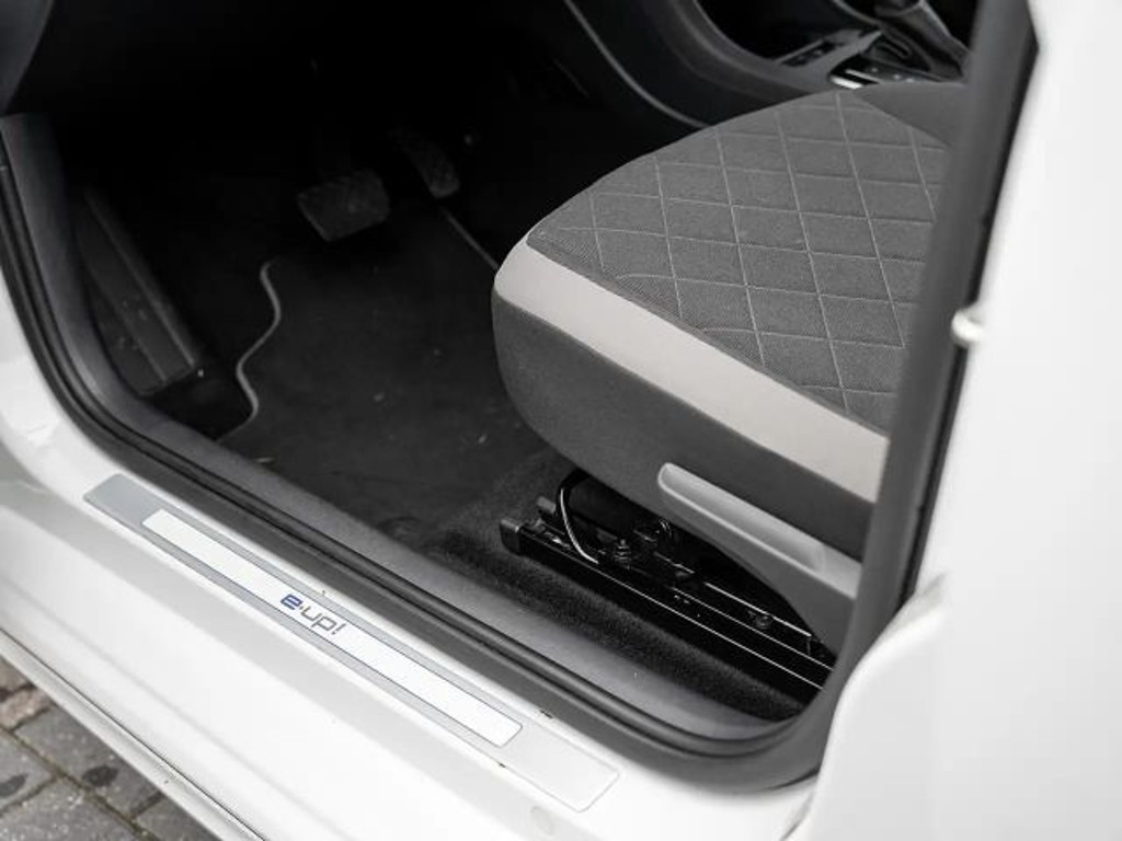 Volkswagen e-up!