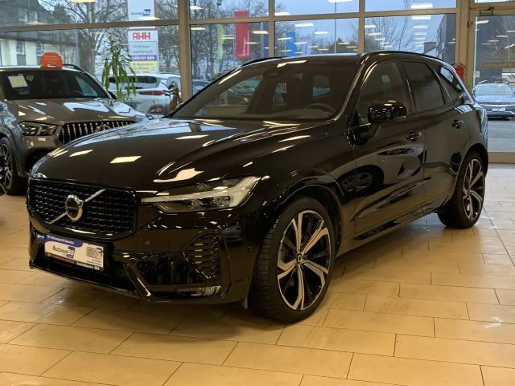 Volvo XC60 AWD Ultimate Dark