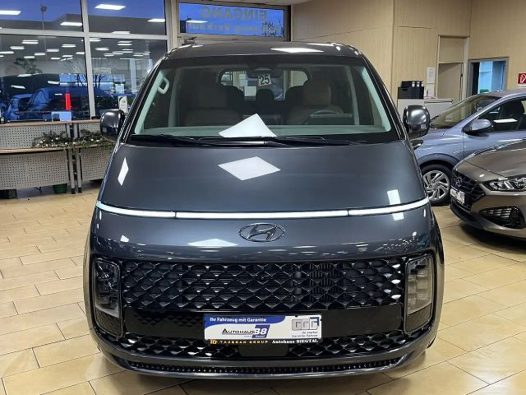 Hyundai Staria Signature Vierwielaandrijving