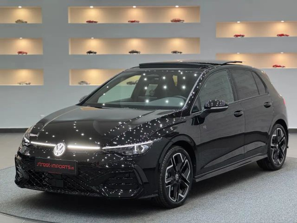 Volkswagen Golf DSG R-Line IQ.Drive 1.5 eTSI