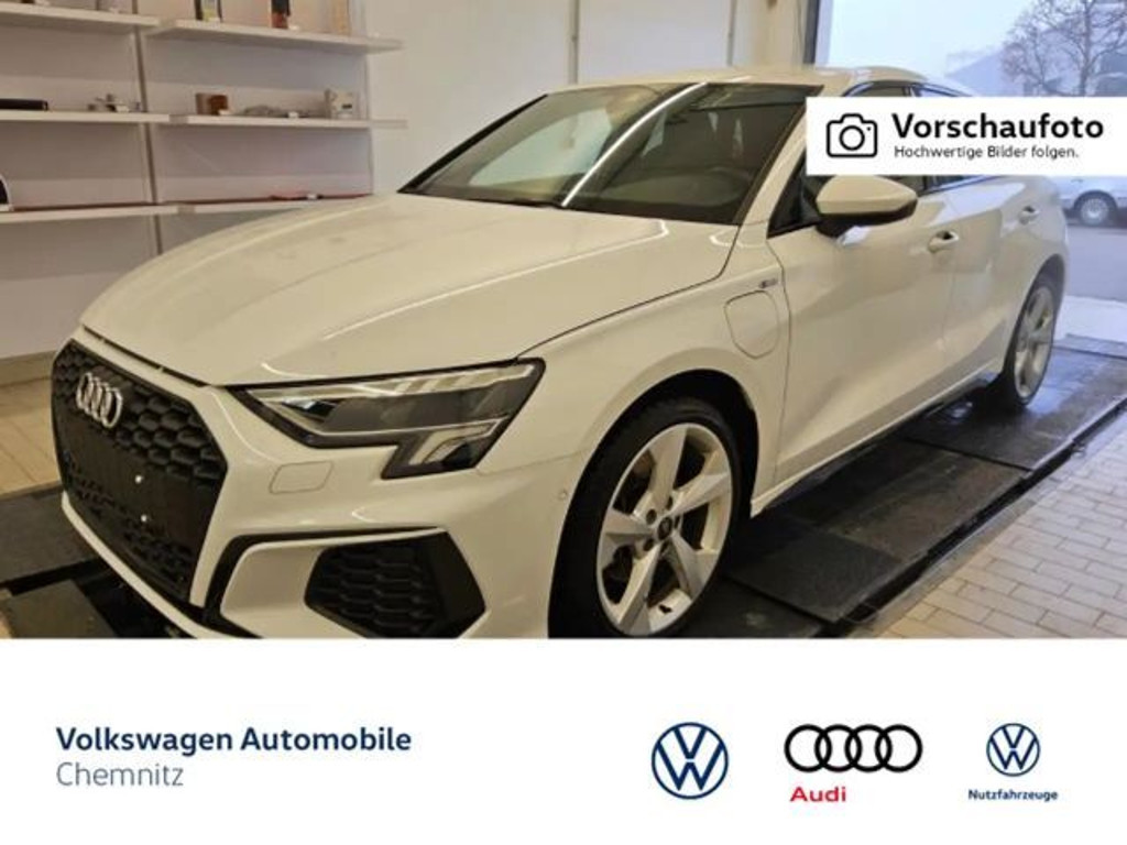Audi A3 Sedan e-tron S-Line Hybride 1.4 TFSI