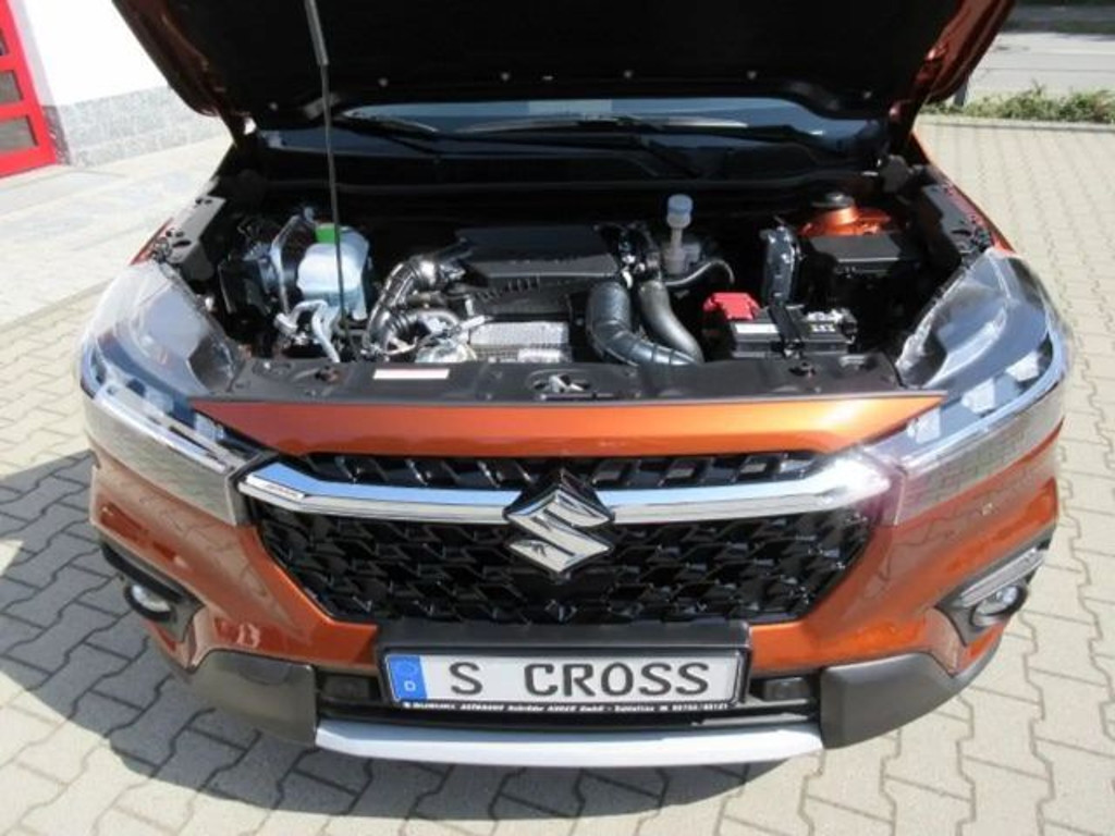 Suzuki S-Cross