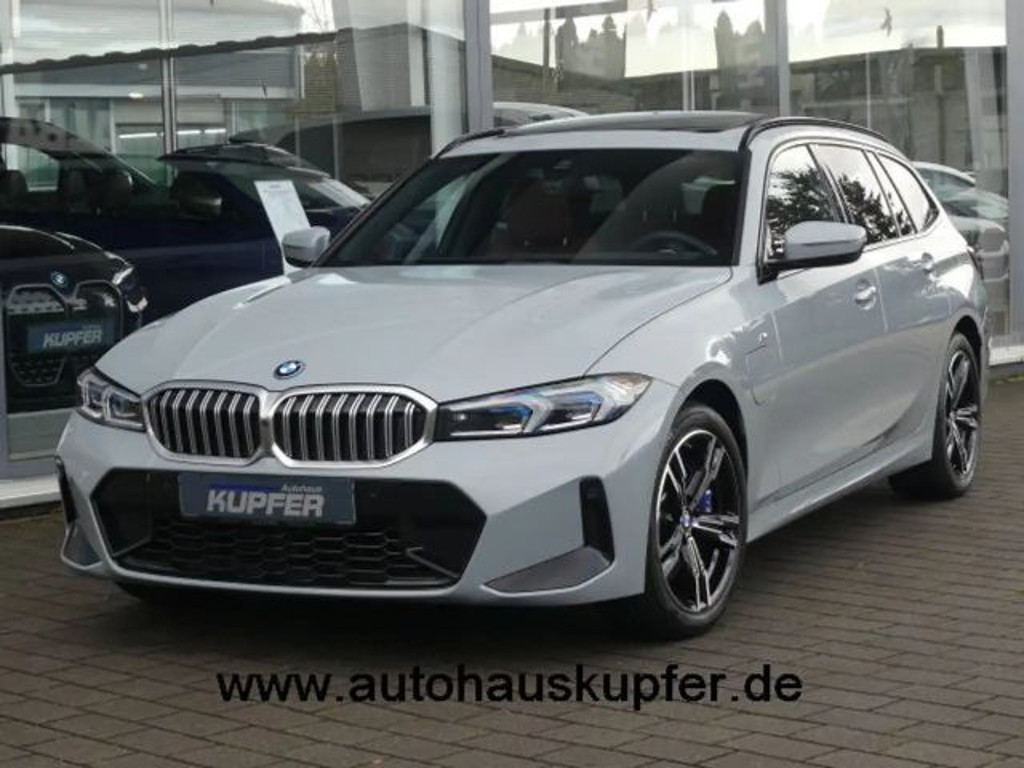 BMW 3 Serie 330 Touring 330e