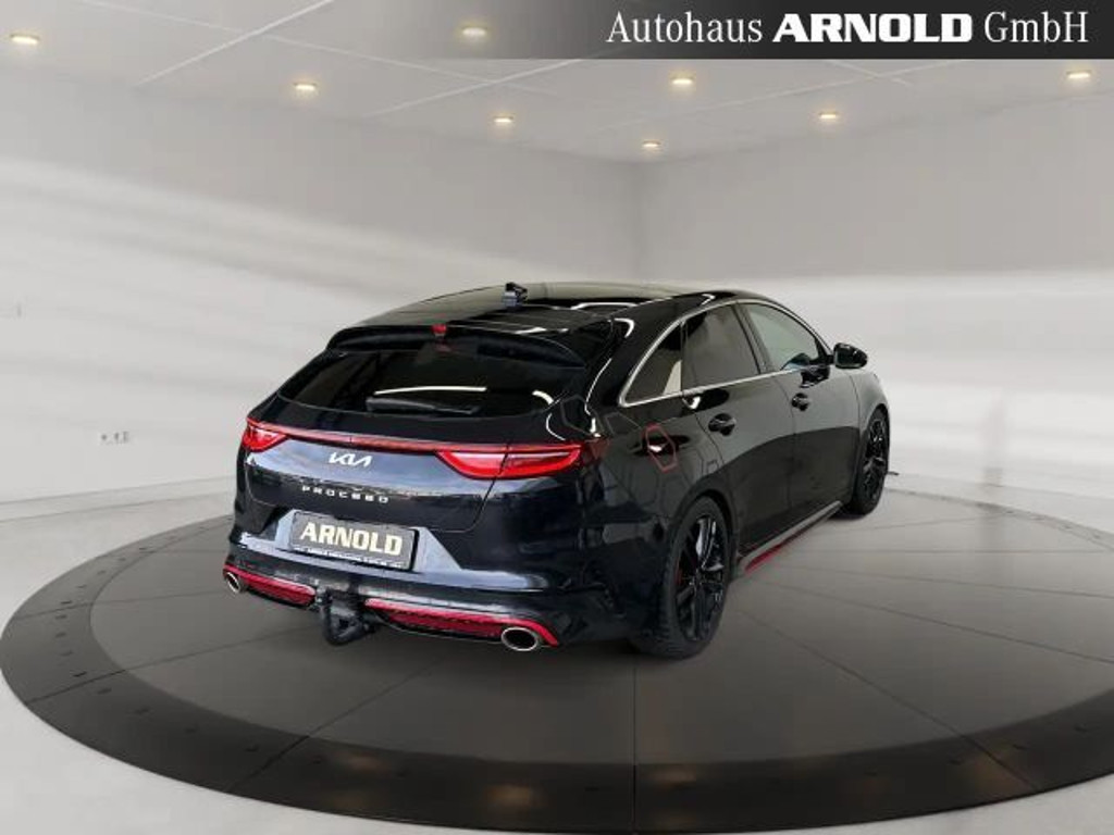 Kia ProCeed