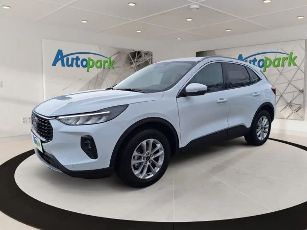 Ford Kuga Titanium Hybrid AWD