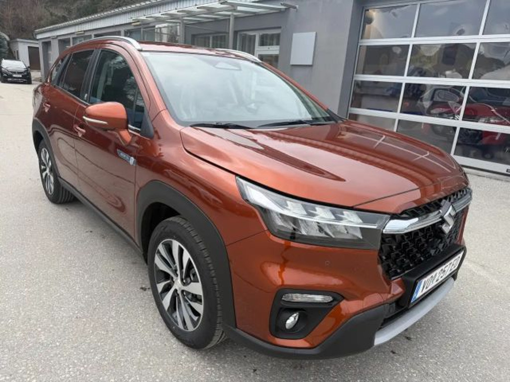 Suzuki S-Cross