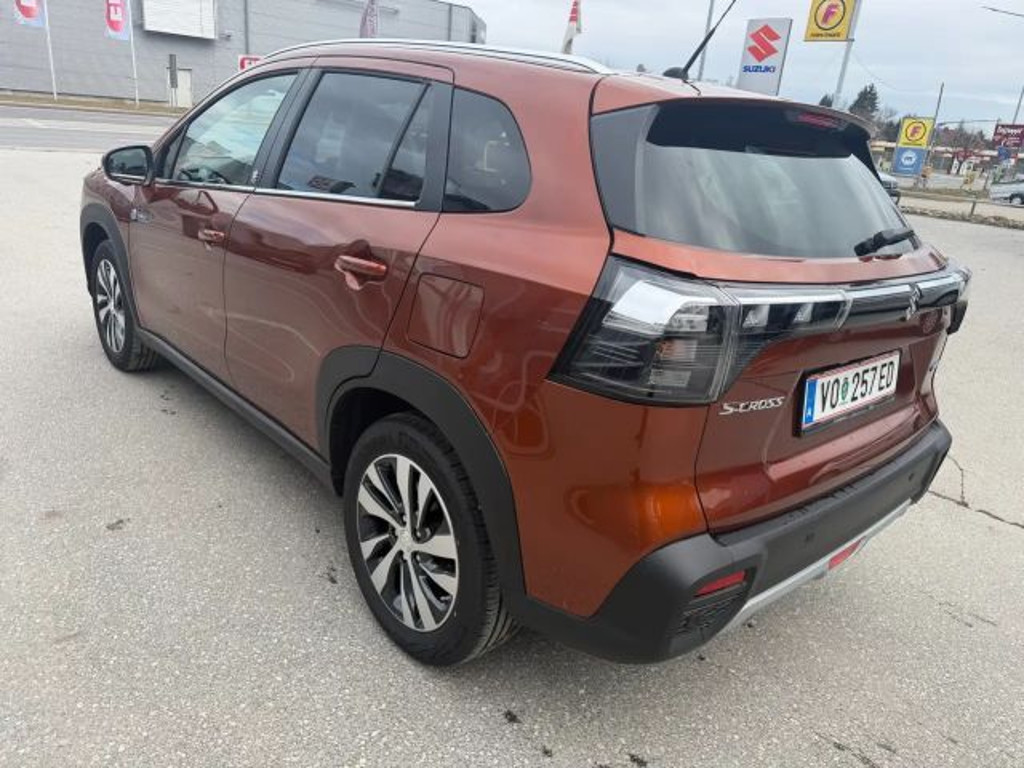 Suzuki S-Cross