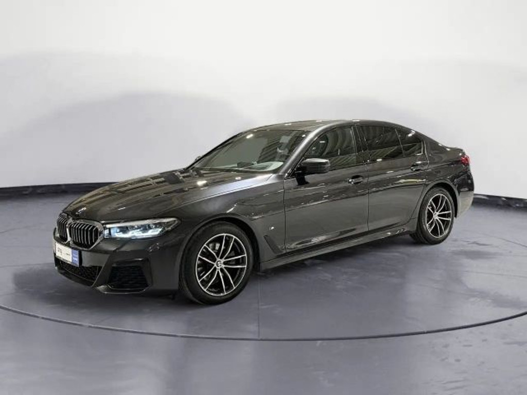BMW 5 Serie 520 M-Sport xDrive Sedan 520d