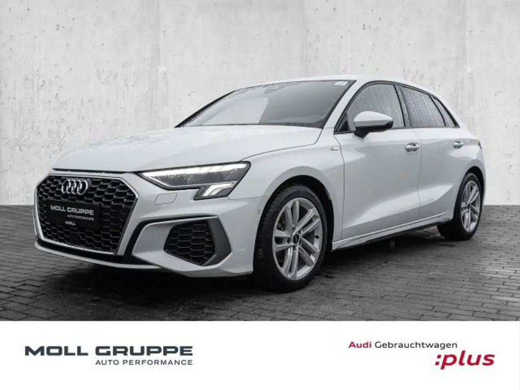 Audi A3 Sportback Sedan S-Line S-Tronic 35 TFSI
