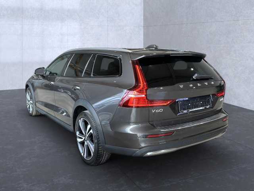 Volvo V60 Cross Country