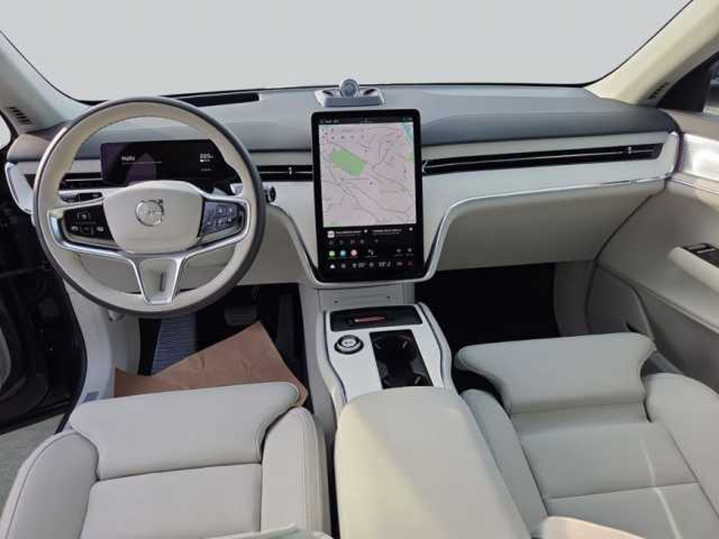 Volvo EX90