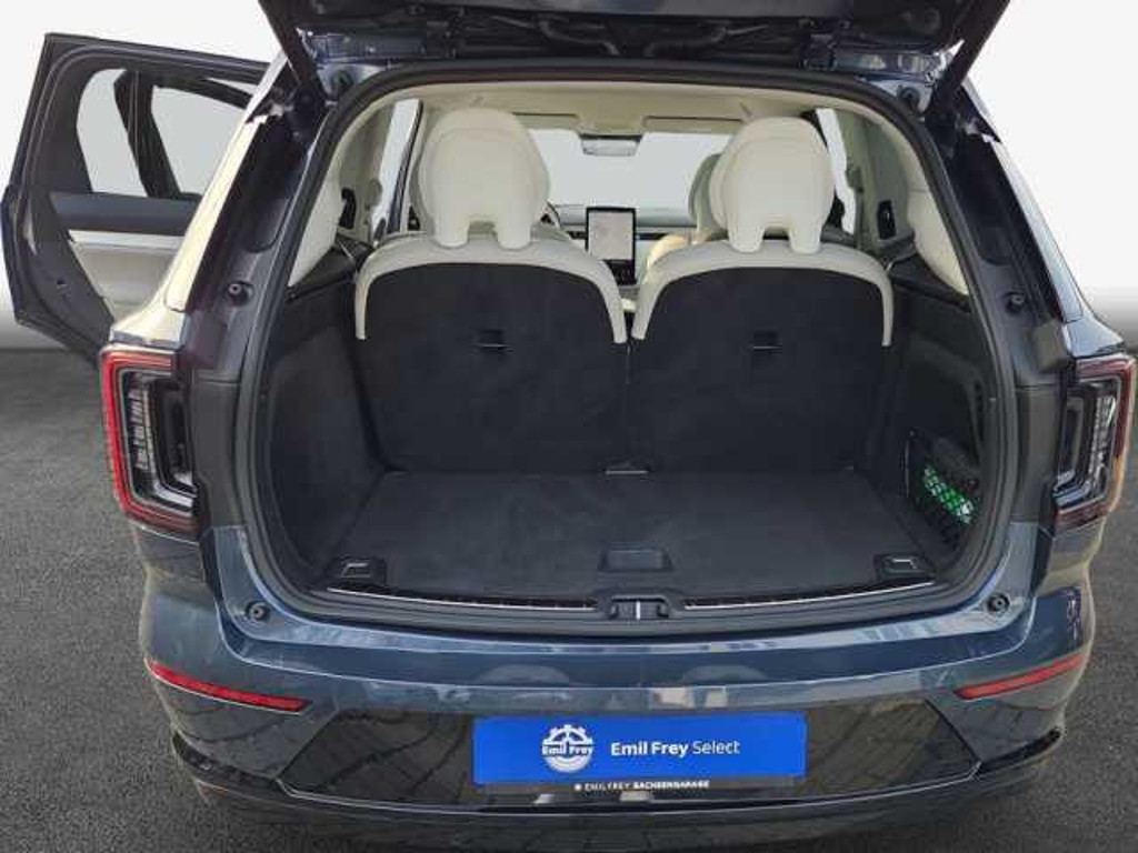 Volvo EX90