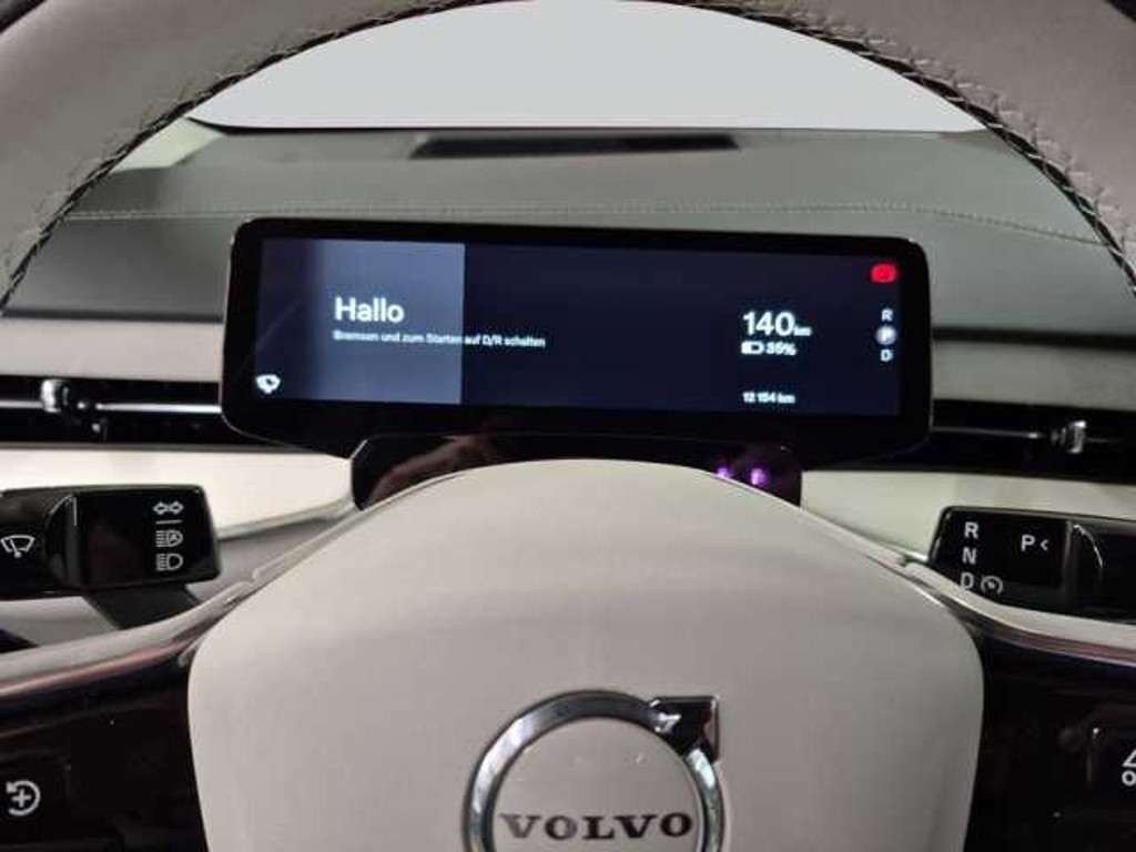 Volvo EX90