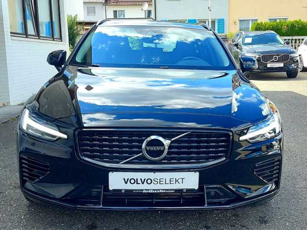 Volvo V60 AWD R-Design T6 Hybrid