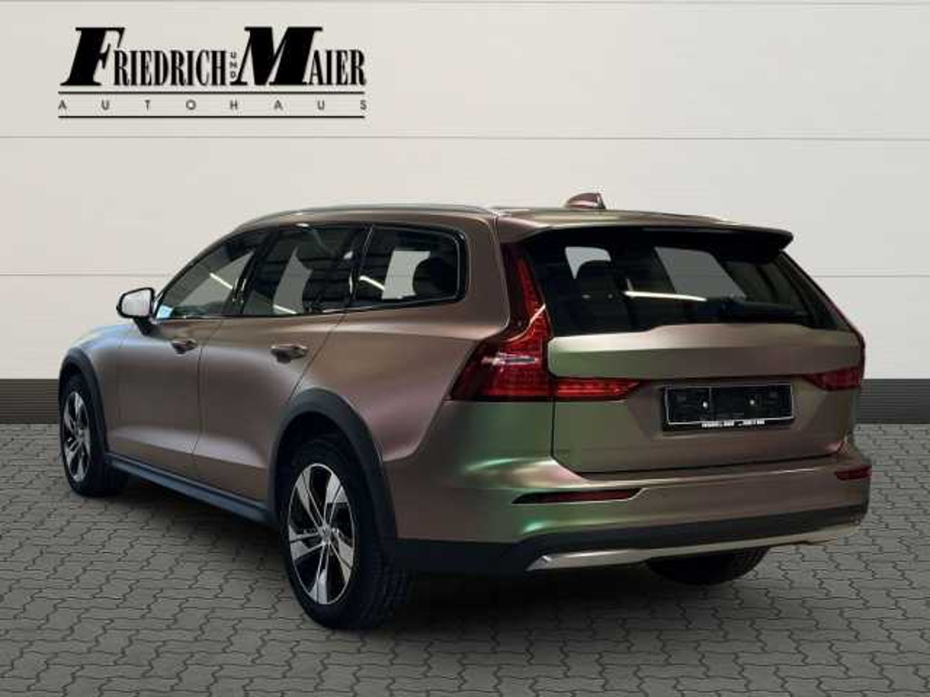 Volvo V60 Cross Country