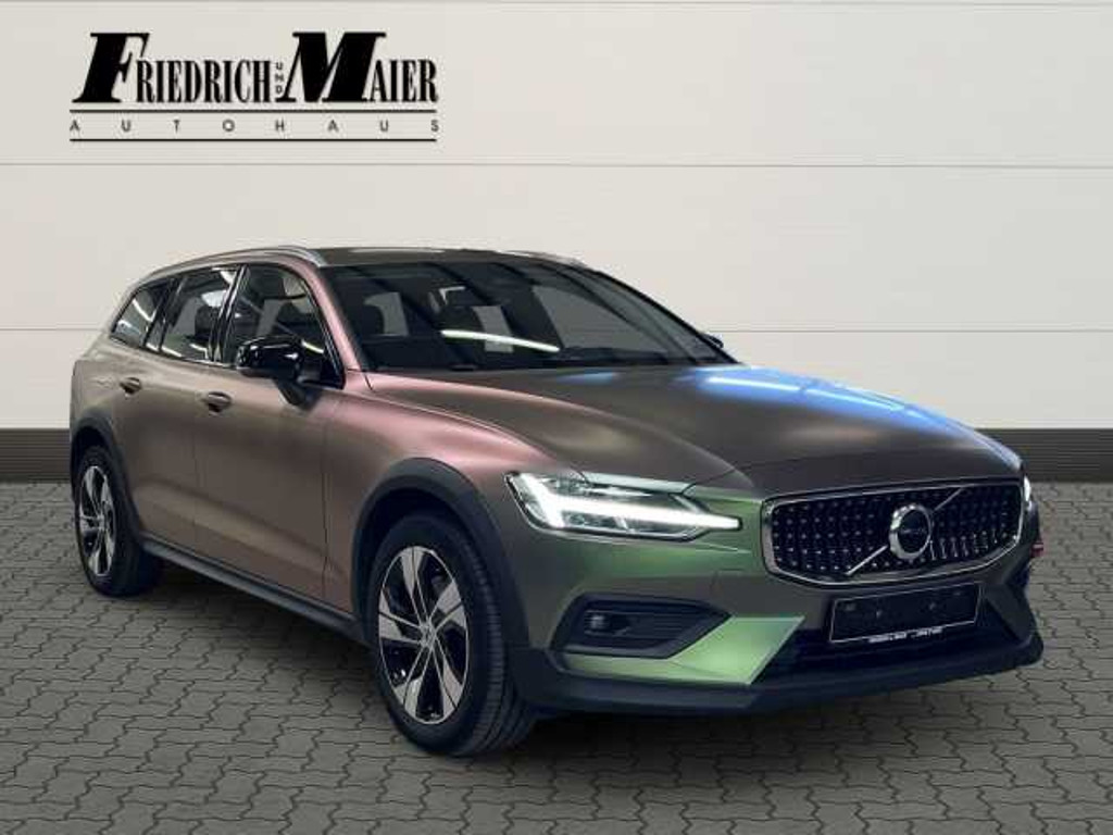 Volvo V60 Cross Country