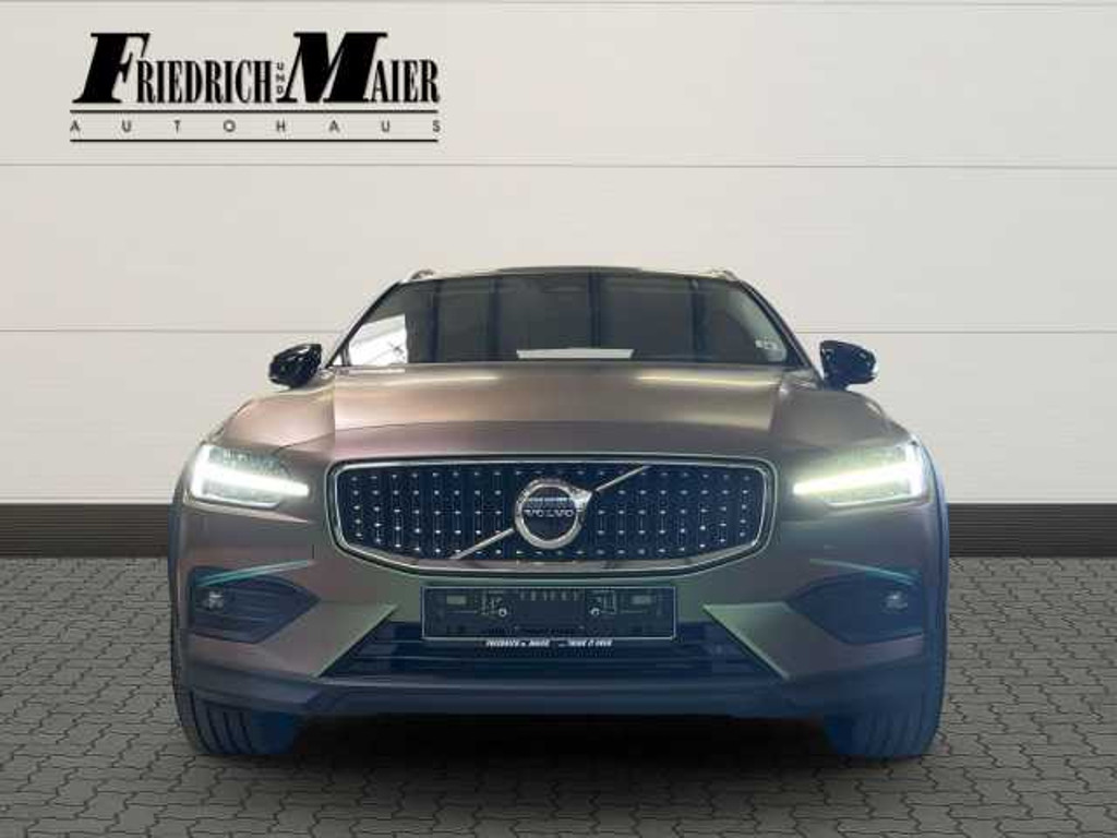 Volvo V60 Cross Country