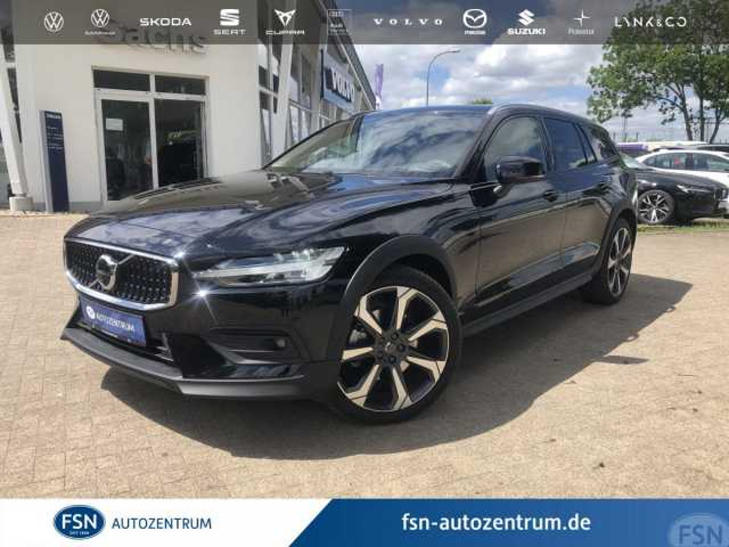 Volvo V60 Cross Country AWD Ultimate