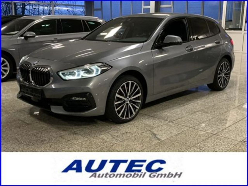 BMW 1 Serie 120 Sport Line Sedan 120d