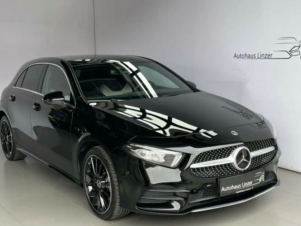 Mercedes-Benz A-Klasse A 250 AMG Line A 250 e