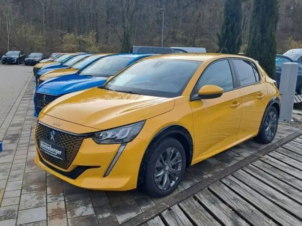 Peugeot e-208