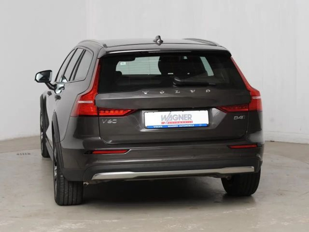 Volvo V60 Cross Country