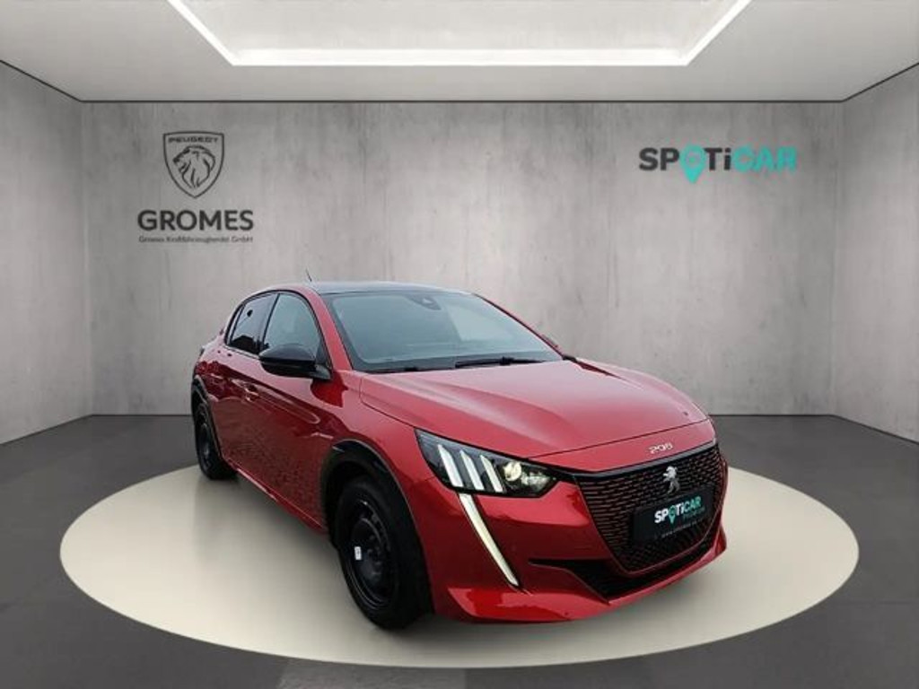 Peugeot e-208