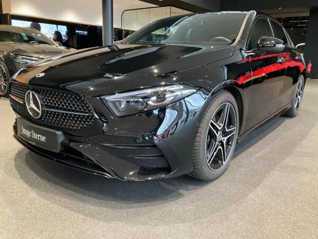 Mercedes-Benz A-Klasse A 200 AMG Line