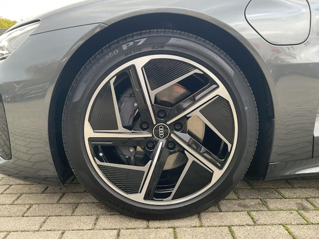 Audi e-tron GT