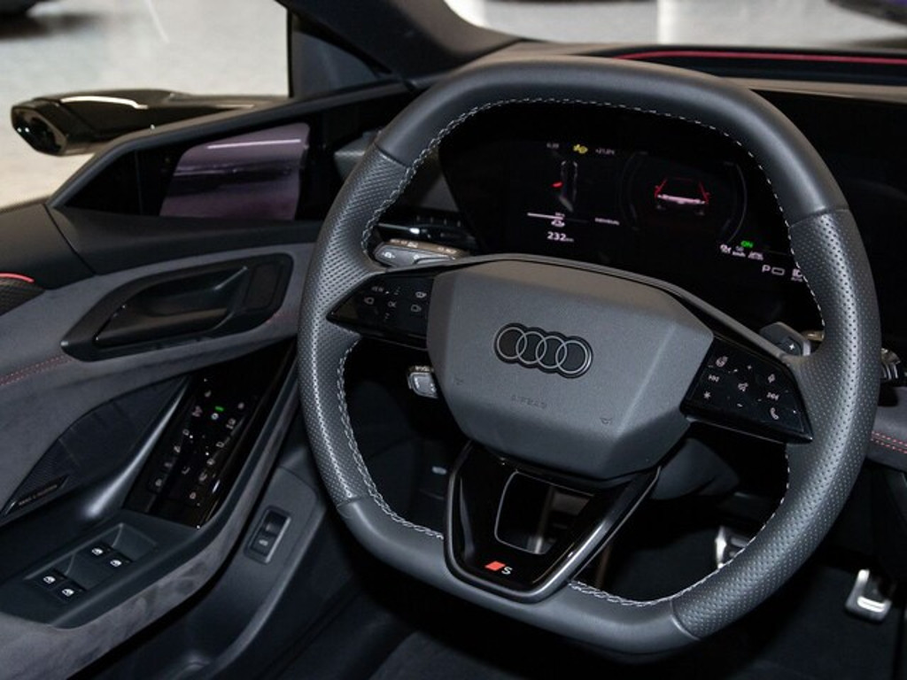 Audi A6 e-tron
