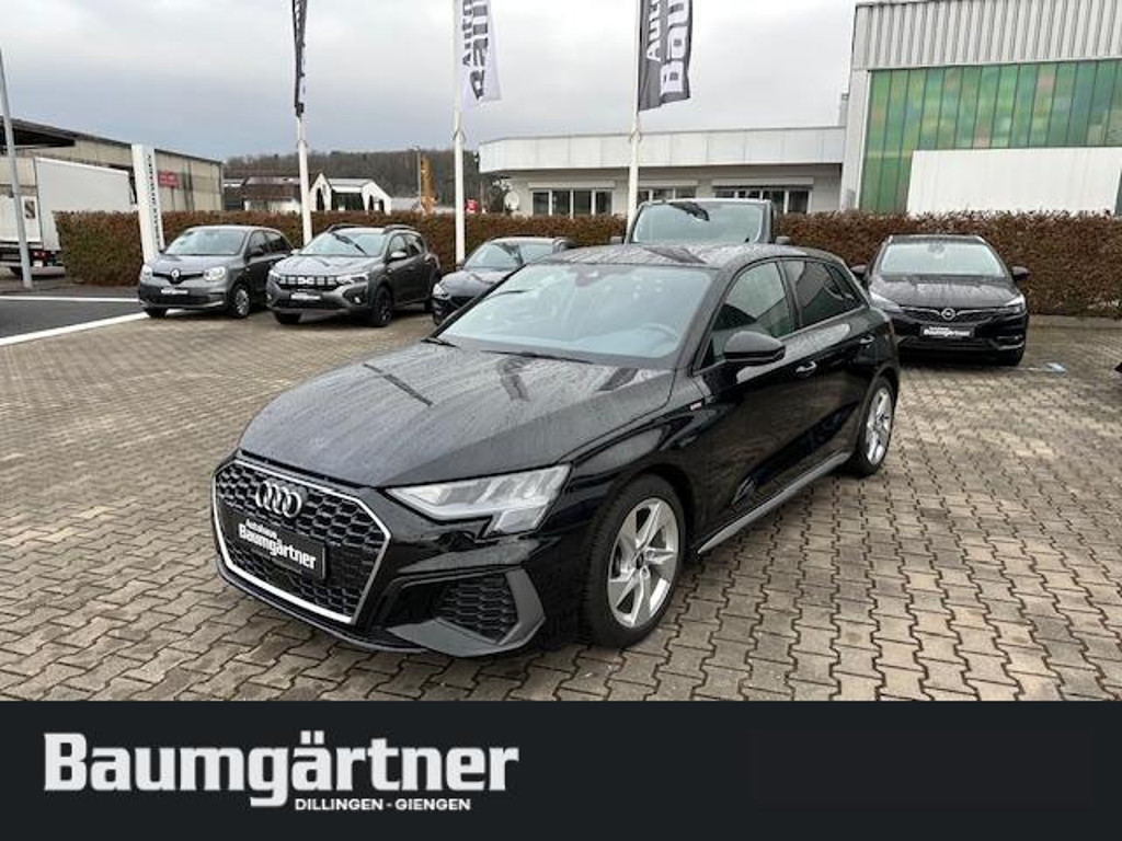 Audi A3 Sportback Sedan S-Line S-Tronic 35 TFSI