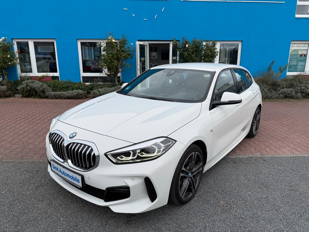 BMW 1 Serie 118 M-Sport Sedan 118i