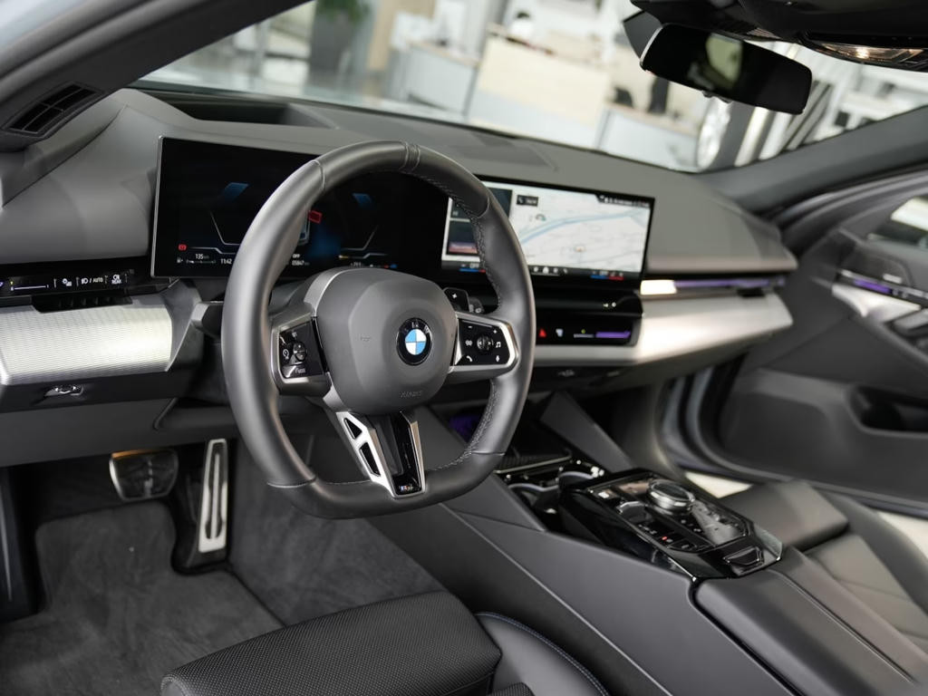 BMW 5 Serie 520 M-Sport xDrive Touring 520d