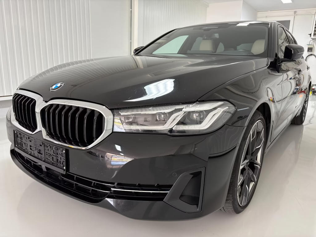 BMW 5 Serie 540 xDrive 540i
