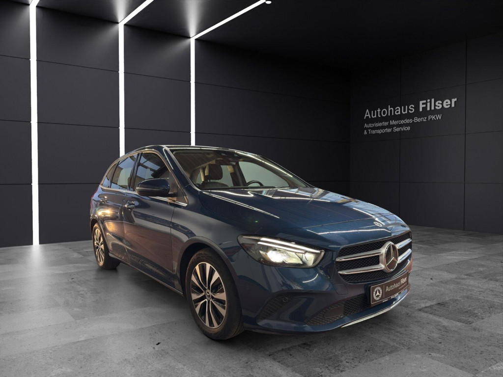 Mercedes-Benz B-Klasse B 220 Style B 220 d Sedan
