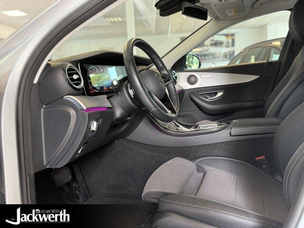 Mercedes-Benz E-Klasse E 220 AVANTGARDE Estate E 220 d