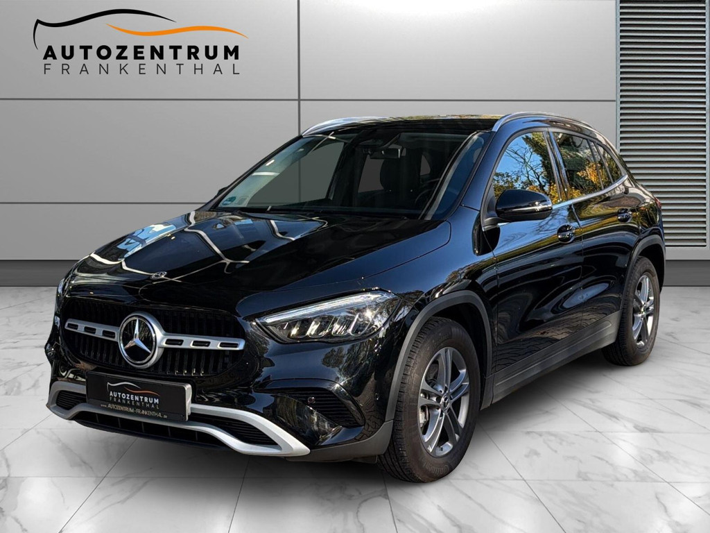 Mercedes-Benz GLA-Klasse GLA 200 GLA -Klasse 200 LED Navi Kamera Advanced