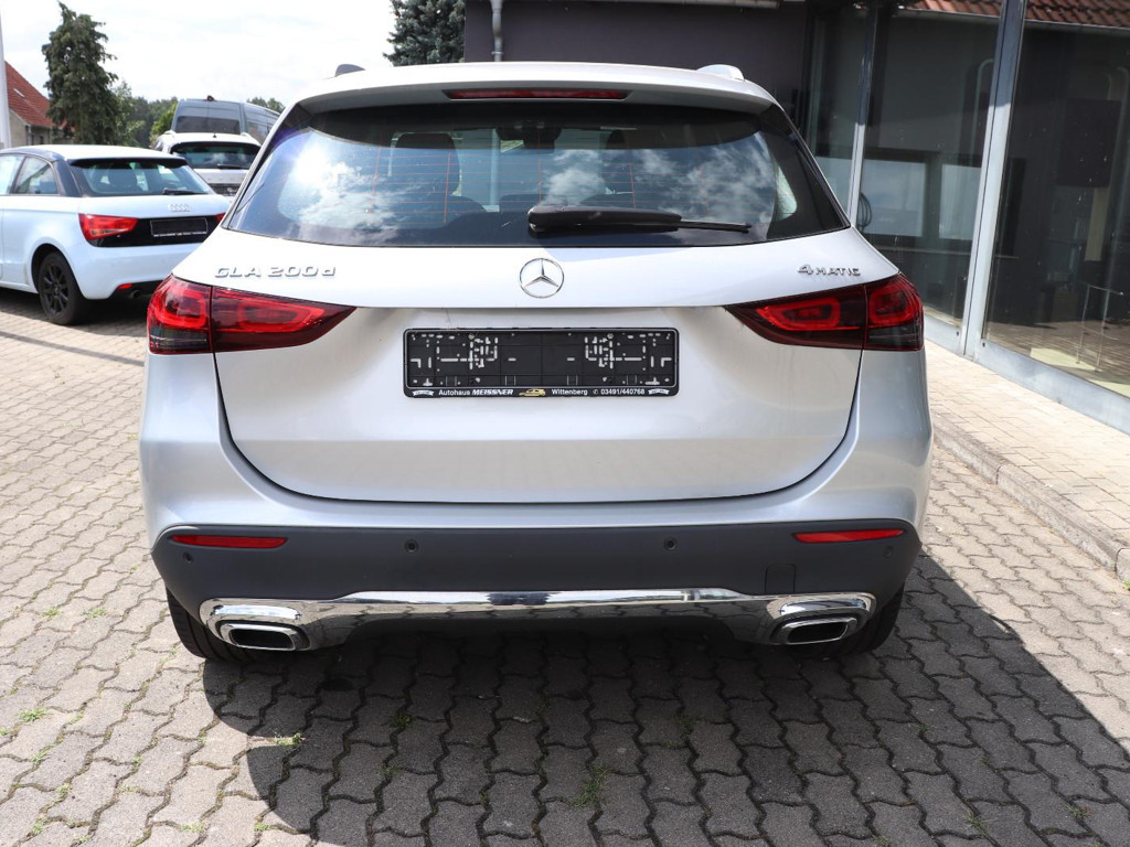 Mercedes-Benz GLA-Klasse