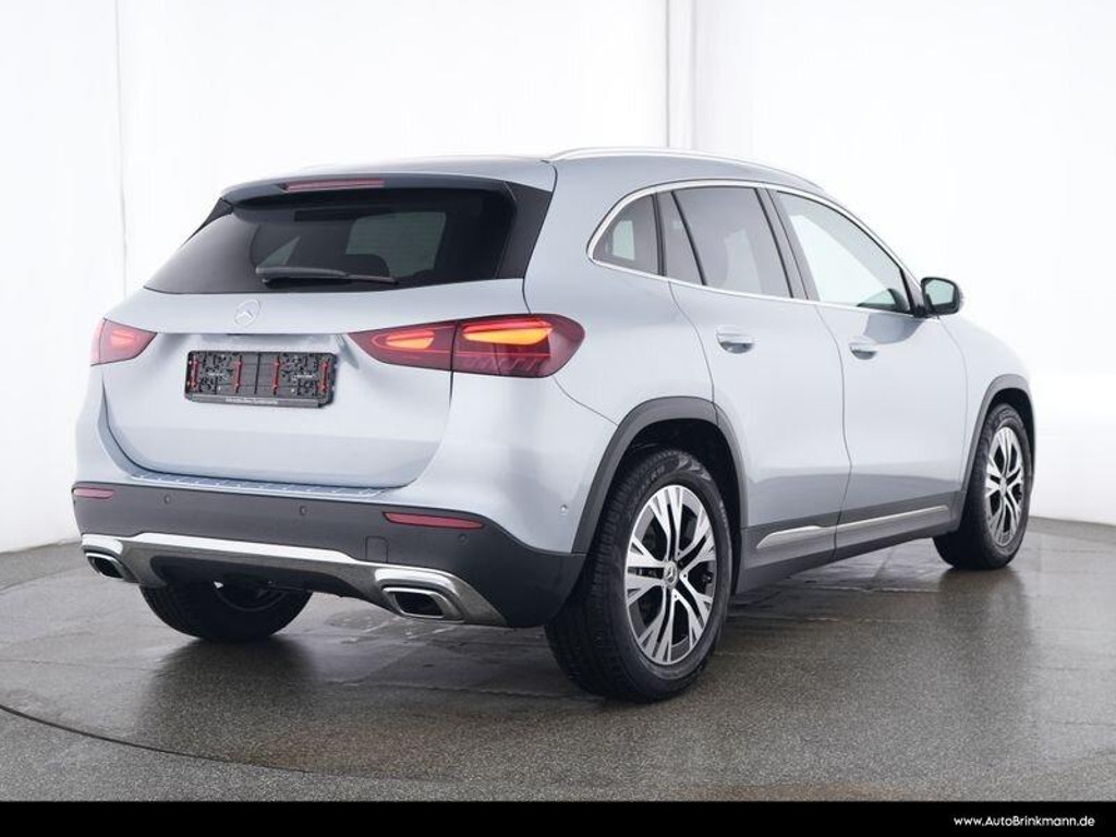 Mercedes-Benz GLA-Klasse GLA 200 AHK/LED/KAMERA/ADVANCED/WINTER-PAKETSHZ