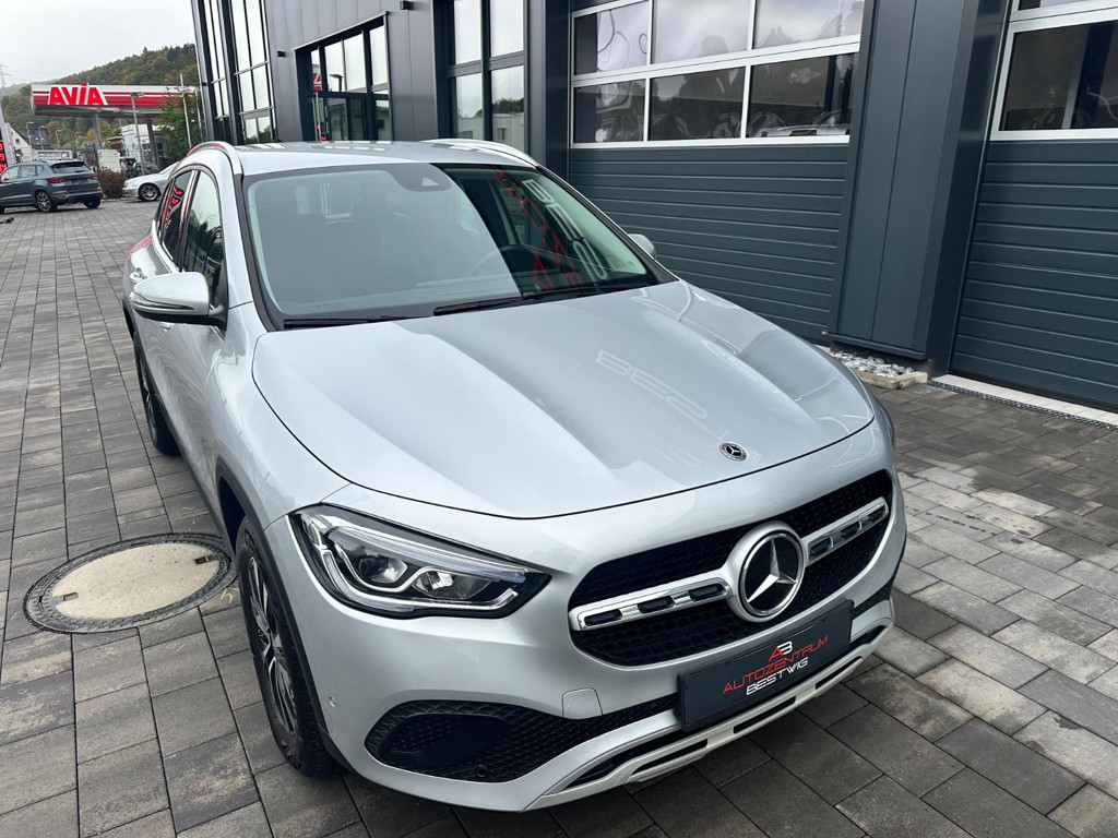Mercedes-Benz GLA-Klasse