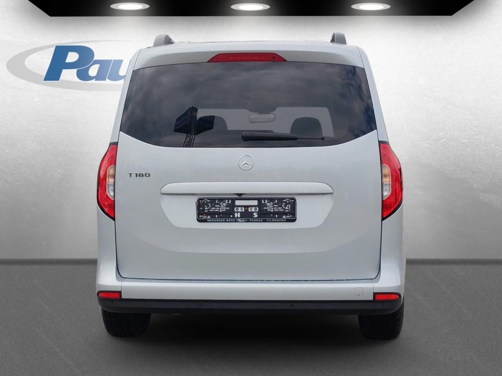 Mercedes-Benz T 180