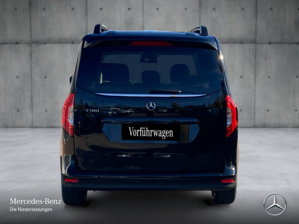 Mercedes-Benz T 180