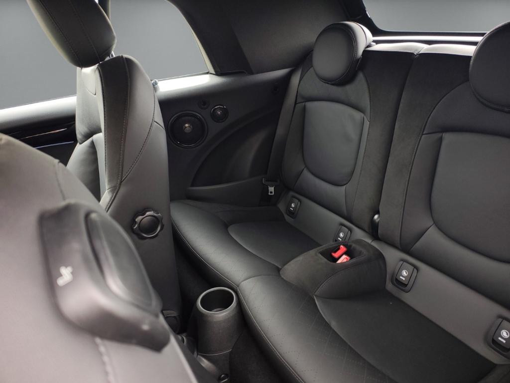 Mini John Cooper Works Cabrio