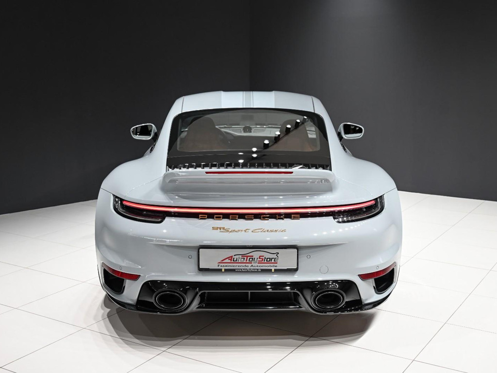 Porsche 992