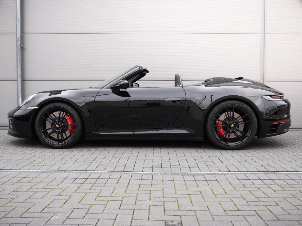 Porsche 992 GTS Cabrio Carrera
