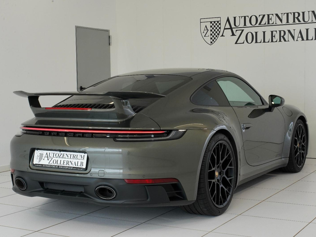 Porsche 992