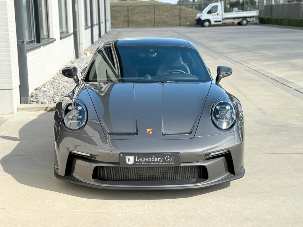 Porsche 992