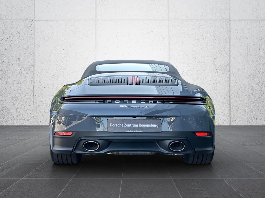 Porsche 992